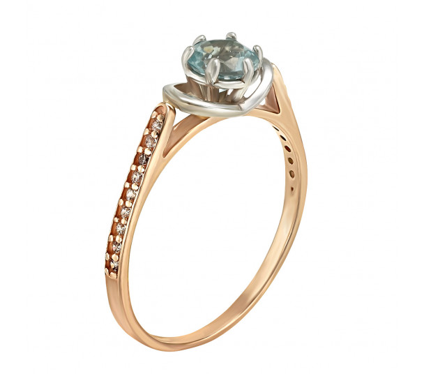 Золотое кольцо с голубым топазом и фианитами. Артикул 371688  размер 15.5 - Фото 1